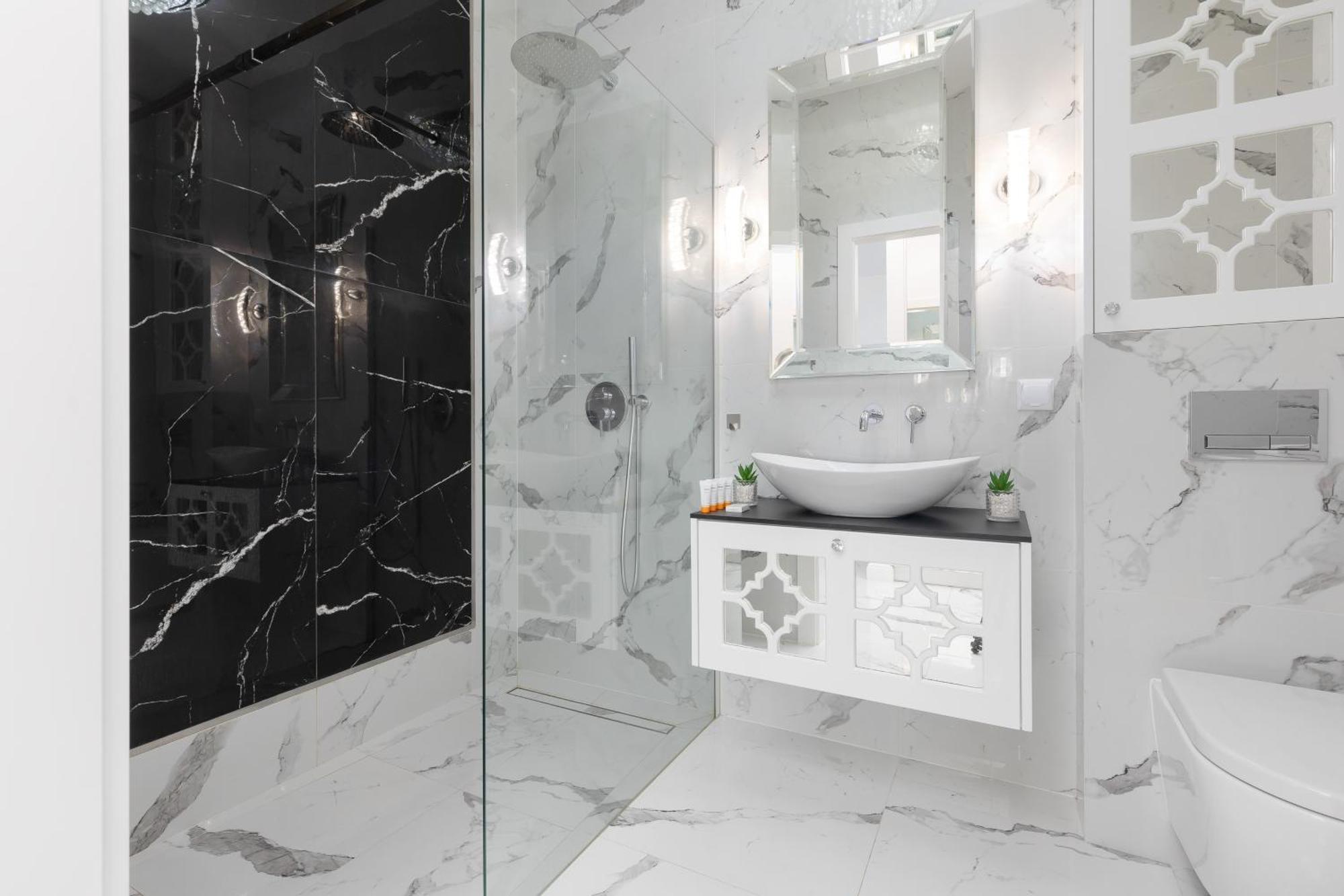Elegant Apartments With Balcony & Parking Warsaw By Noclegi Renters Bagian luar foto