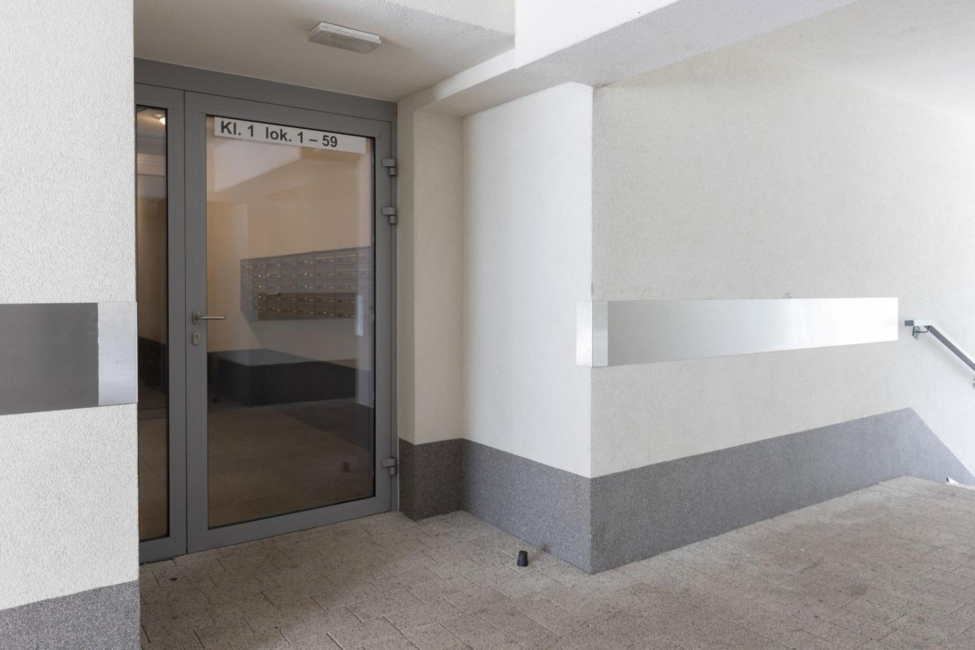 Elegant Apartments With Balcony & Parking Warsaw By Noclegi Renters Bagian luar foto