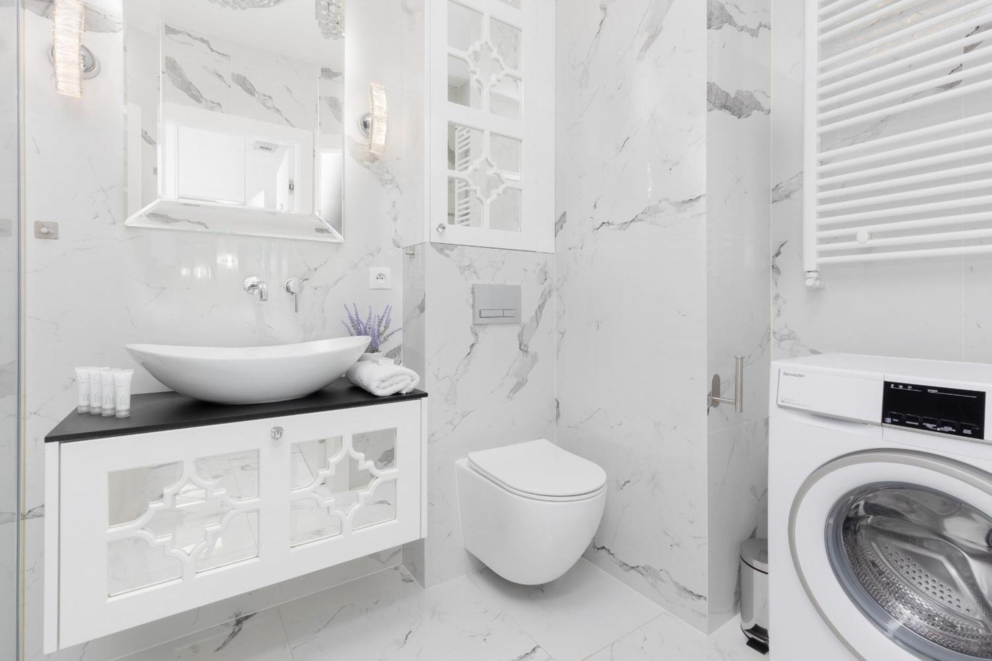 Elegant Apartments With Balcony & Parking Warsaw By Noclegi Renters Bagian luar foto